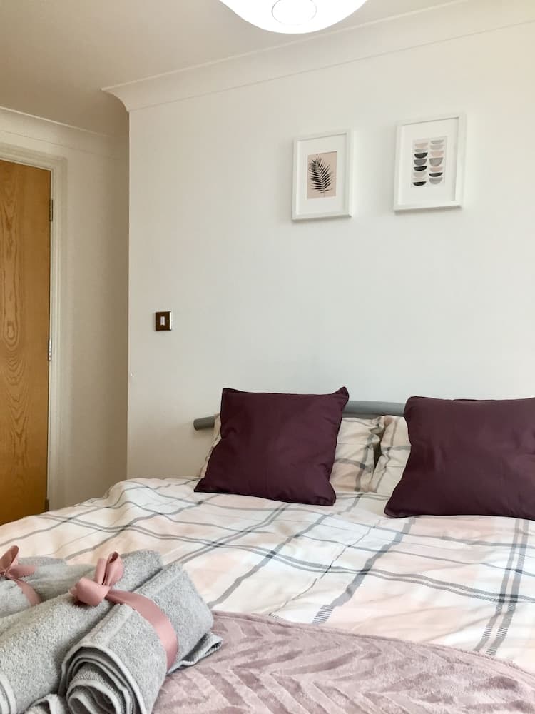 Two Bedroom Apartment In City Centre
