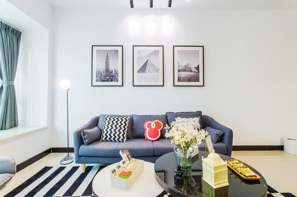 Locals Boutique Apartment Huafa Plaza 15