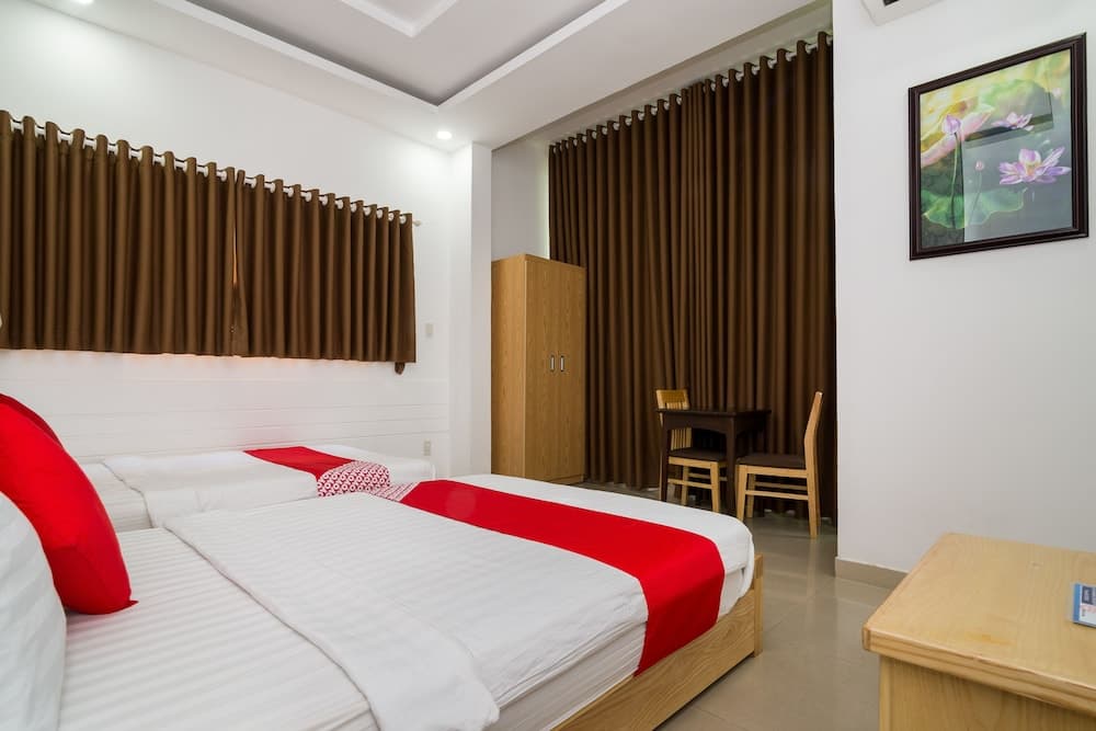 OYO 170 Truc Hung Hotel