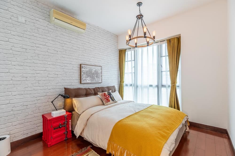 Locals Boutique Apartment Huafa Plaza 34