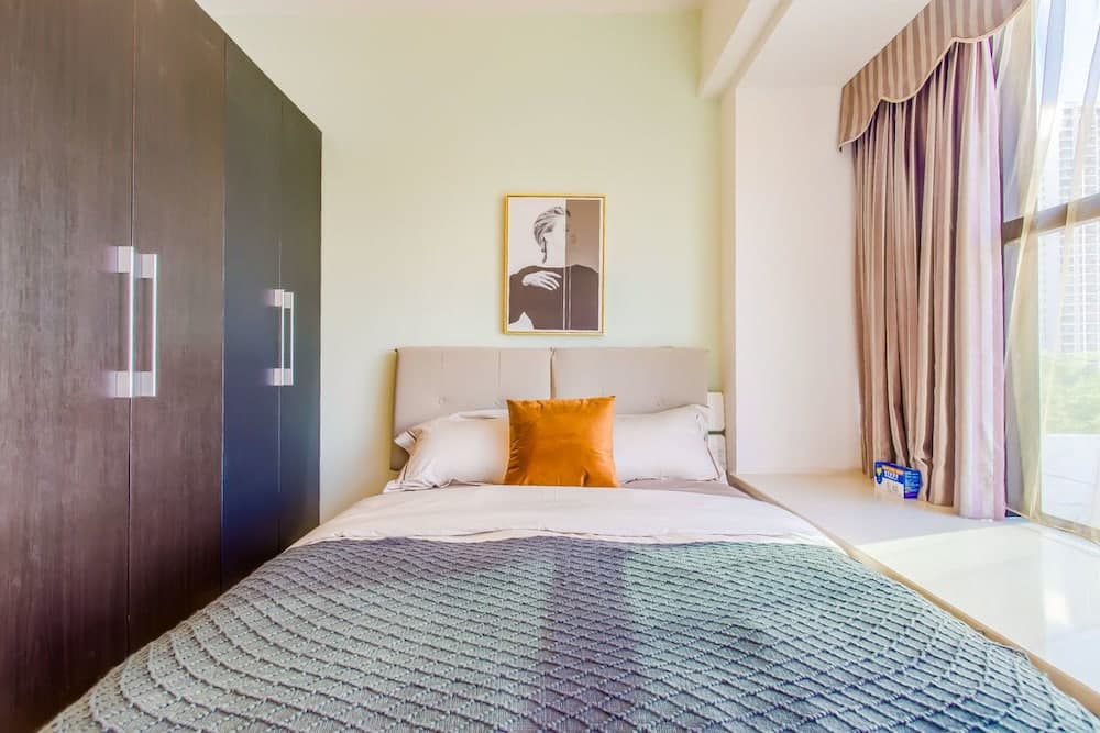 Locals Boutique Apartment Huafa Plaza 37