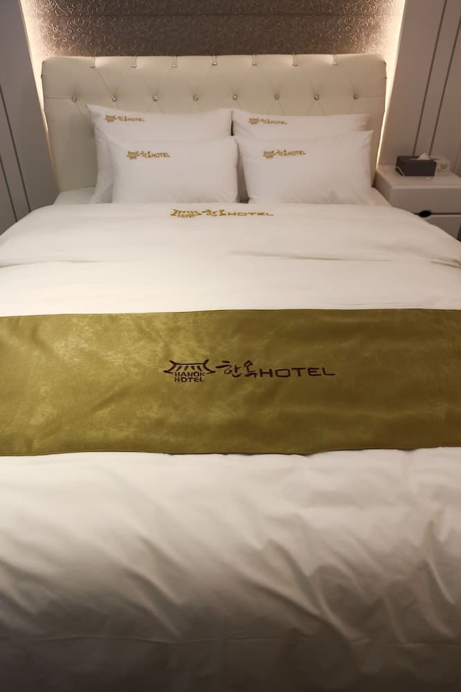 Hanok Hotel