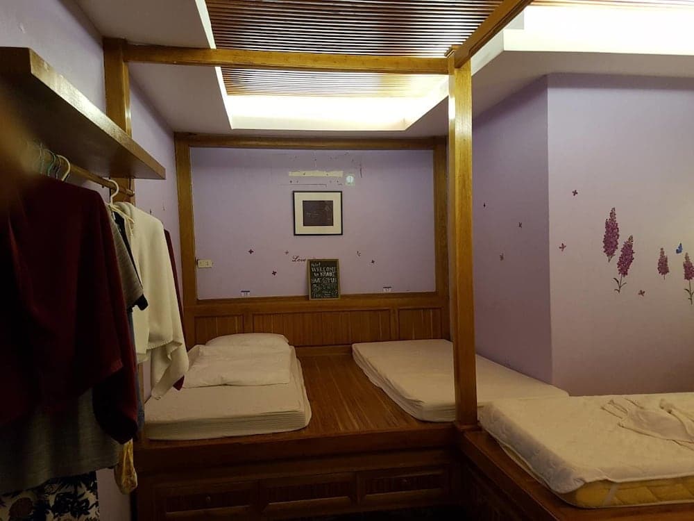 Fundee House Nicha Hostel