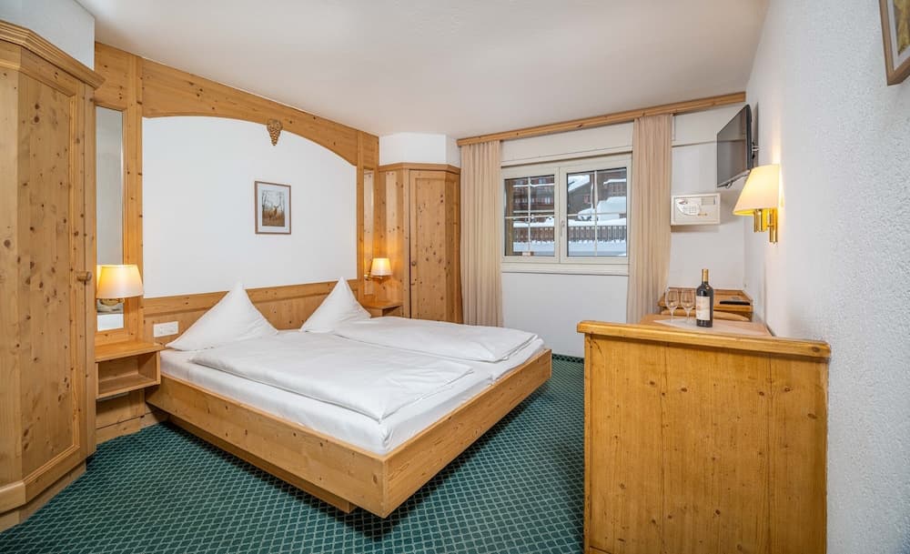 Grichting Hotel & Serviced Apartments