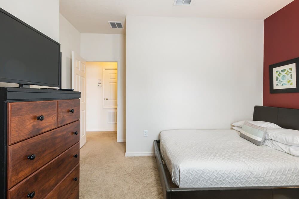 Lucaya Village 3040 #13-102