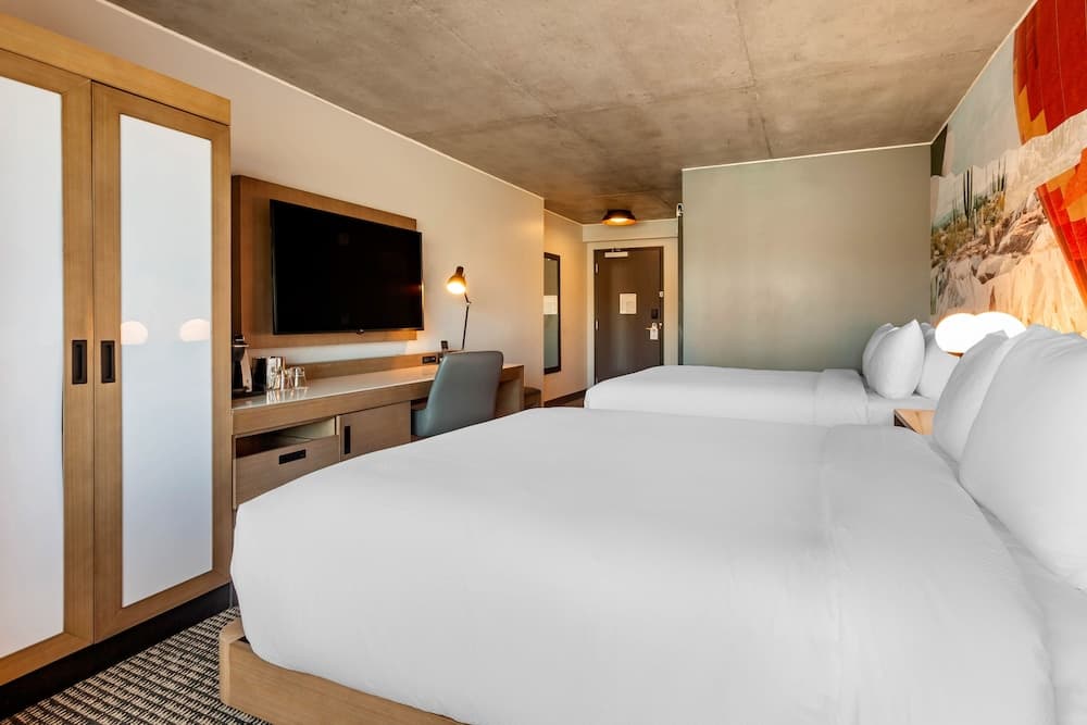 Cambria Hotel Downtown Phoenix Convention Center