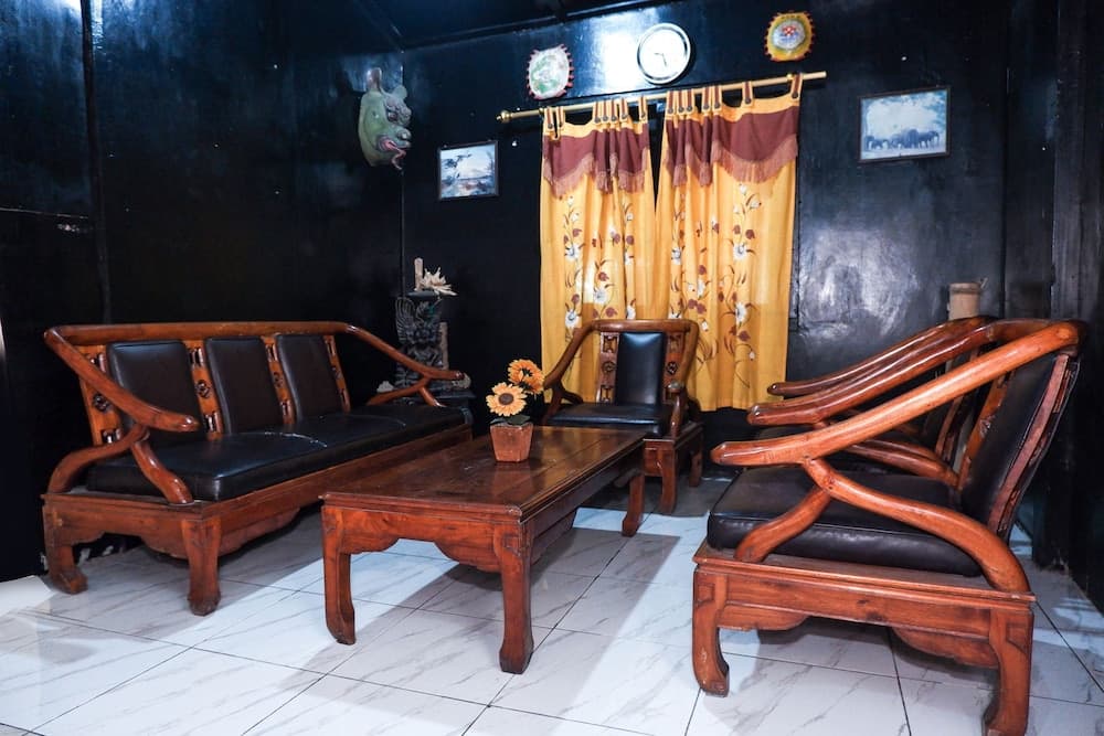 Super OYO 598 Udan Mas Guesthouse& Gallery