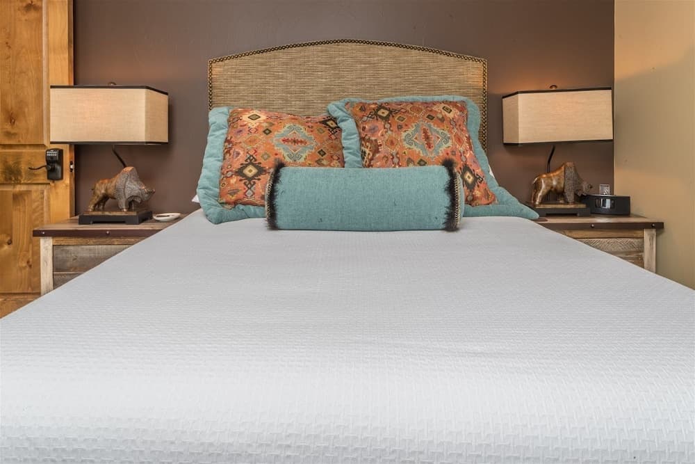 Bozeman - Main Street Retreat