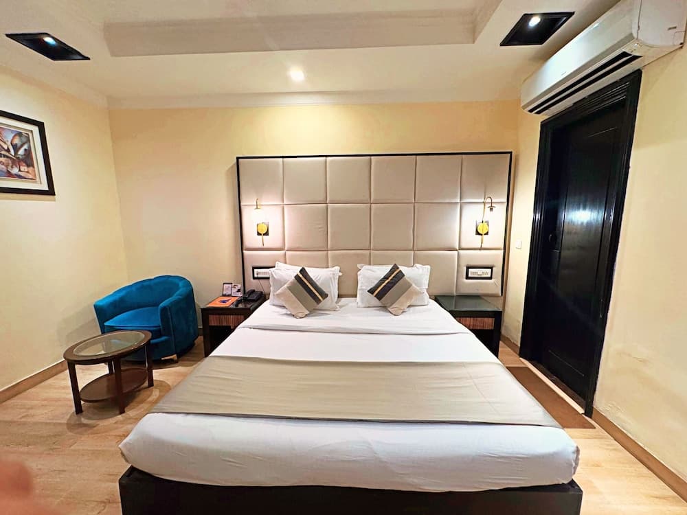 The Oakland Plaza by Orion Hotels