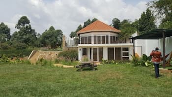 Kaazi LakeFront Villas