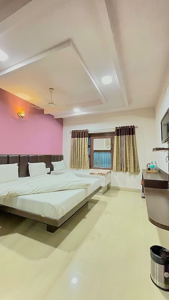Hotel Ashapura Palace by Sky Stays