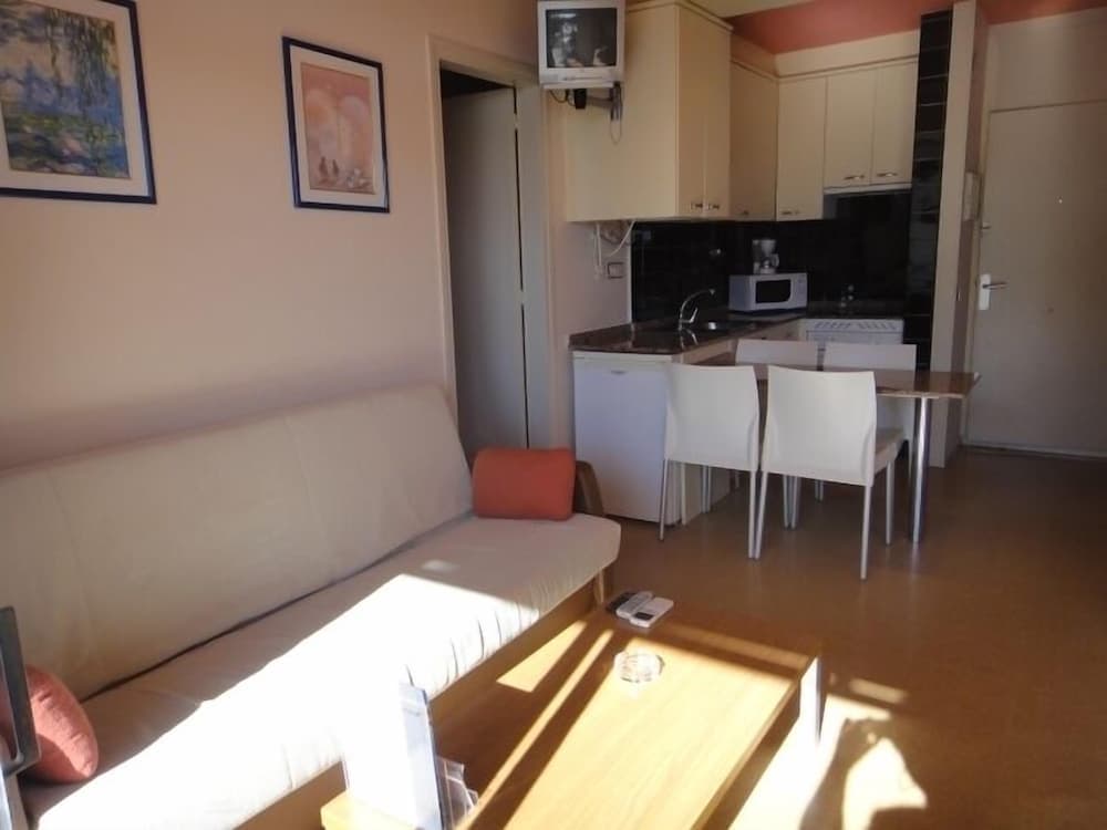 Apartamentos Comtat-Sant-Jordi-24-M