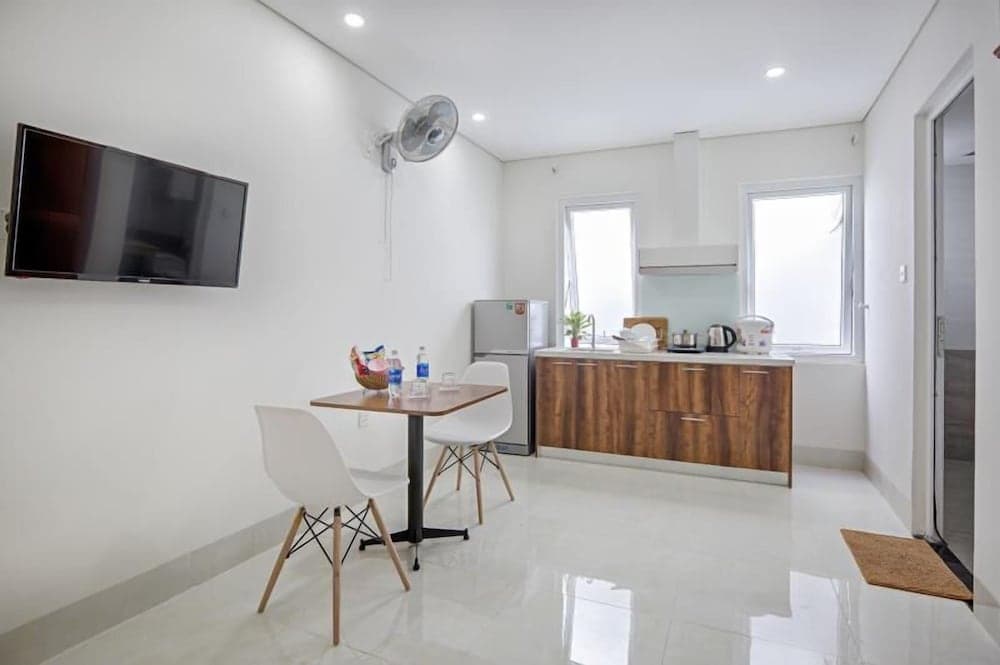 Sandy Apartment - Walk to the beach