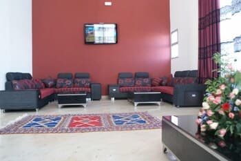 Sourebou Chez Appart Hotel Founty Beach