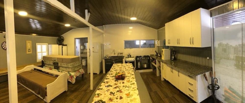 Casa 1 - Casa com piscina 10 pessoas