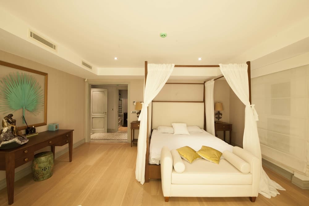 Vhillas Private Luxury Villa Regnum