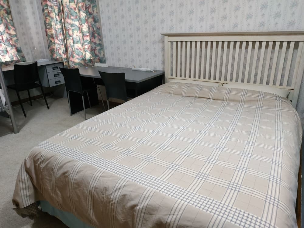 Between City Center & Airport