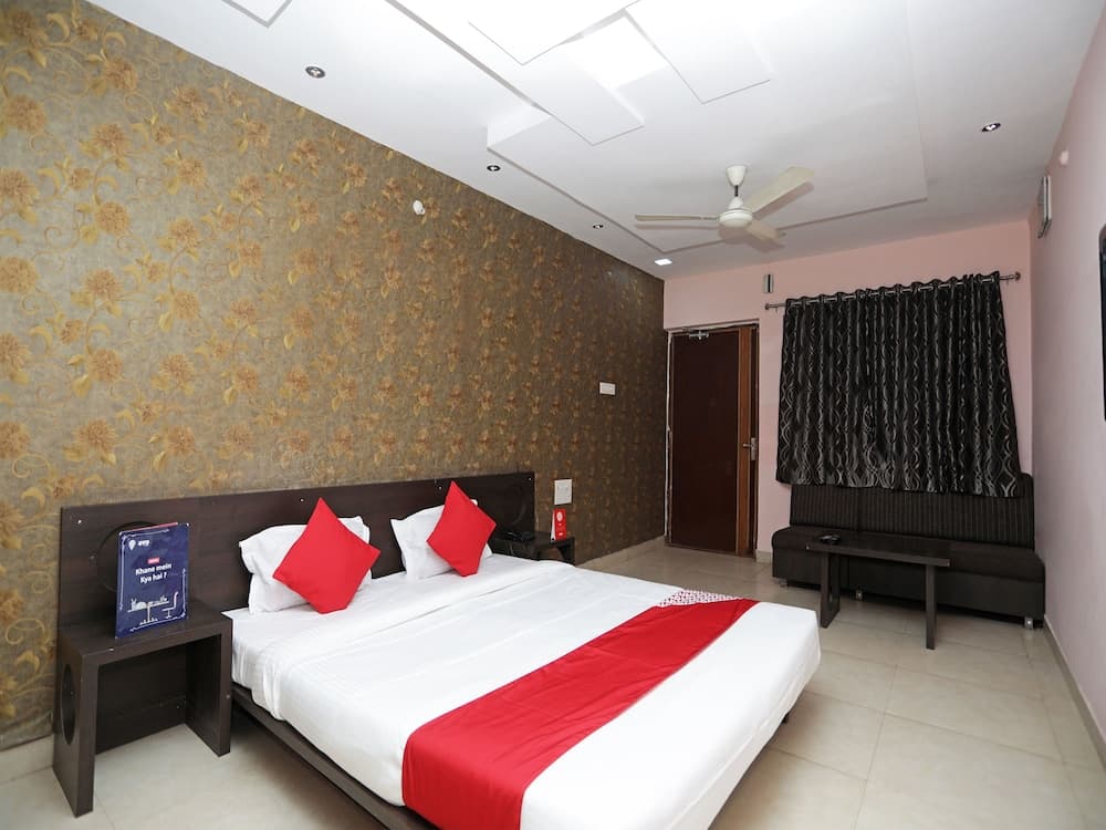 OYO 9132 Hotel Recharge