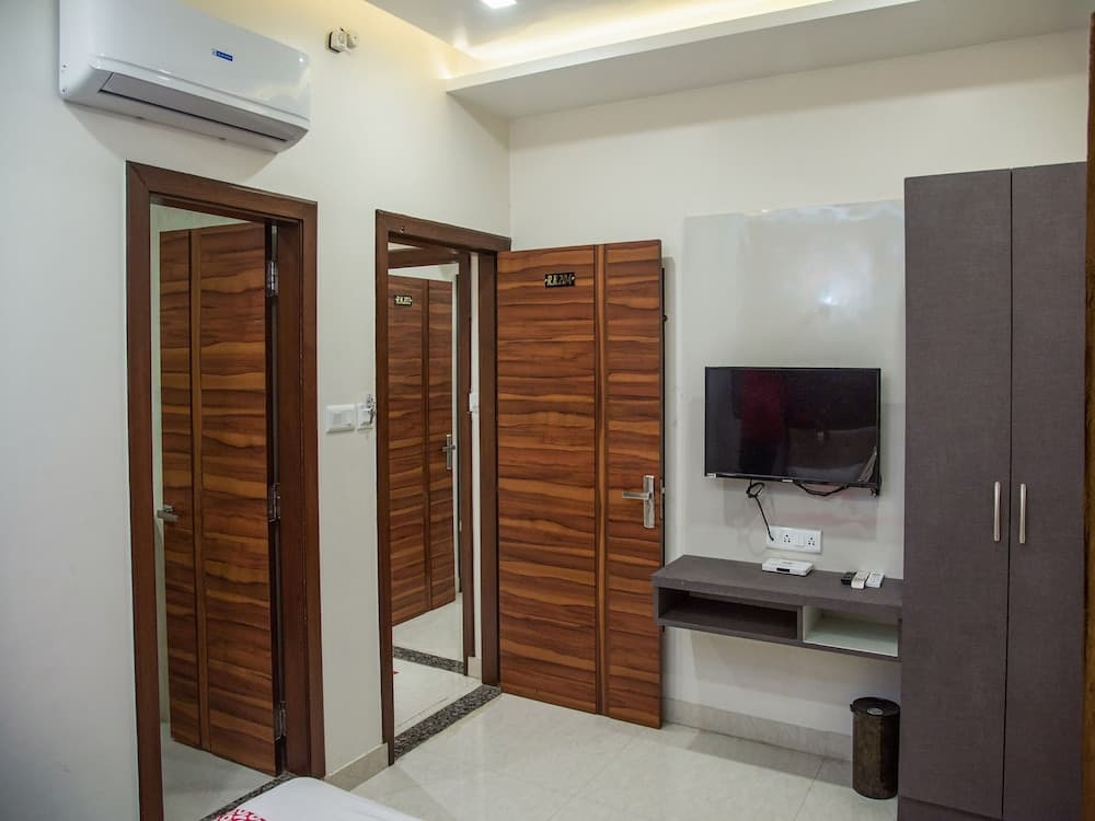 OYO 24952 Laxmi Jodhpur Hotel