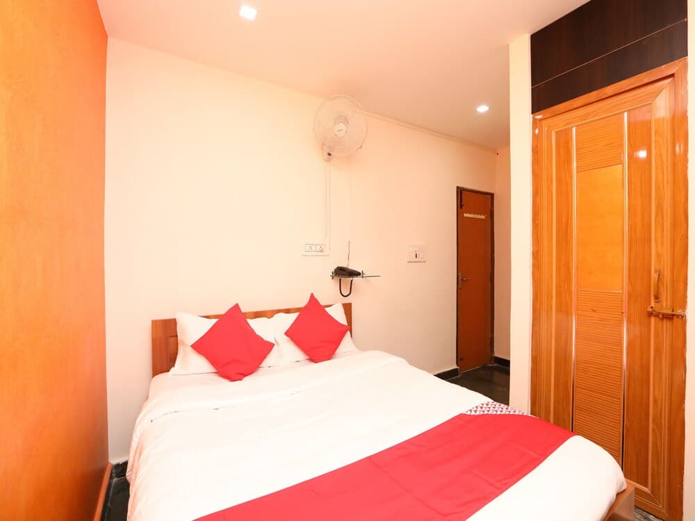 OYO 18348 V Wella Comforts