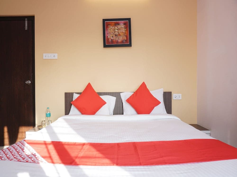 OYO 26151 House Khas Pranaam Apartment