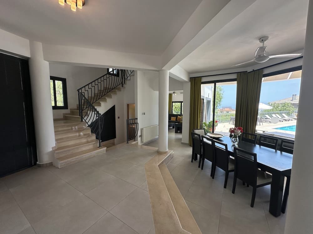 Villa Amelia by Amy Villas