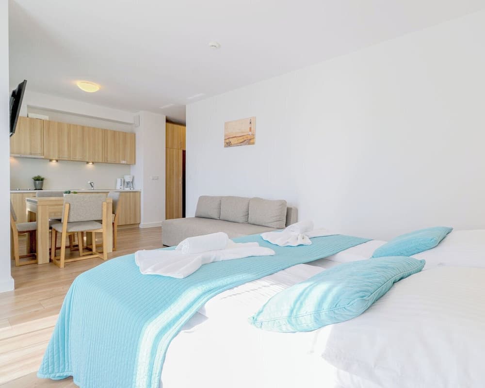 Aquamarina by Baltic Home