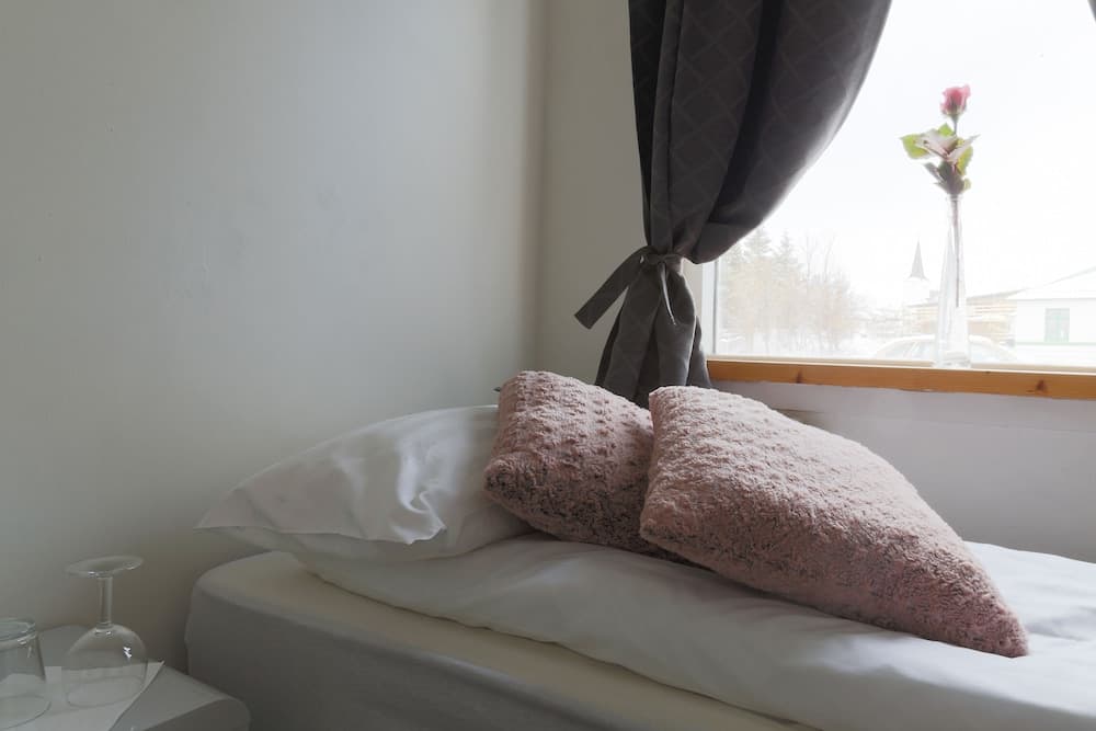 The Apartment - Öbbuhús