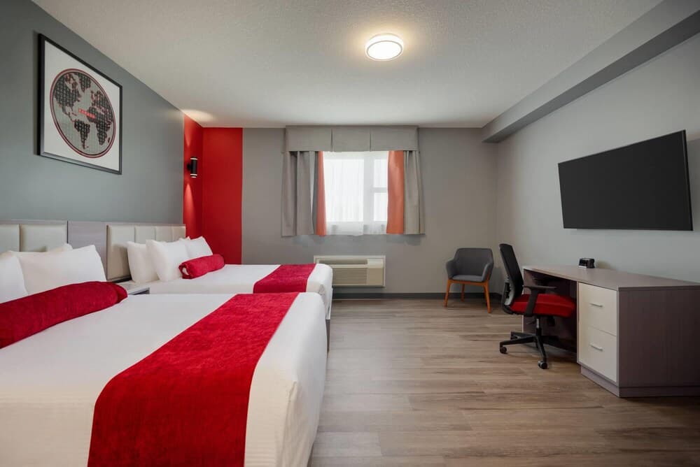 Ramada by Wyndham West Edmonton Hotel & Suites
