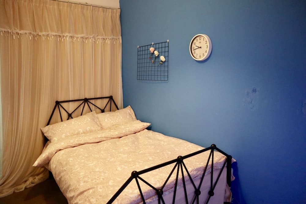 Qing Apartment Fun Things