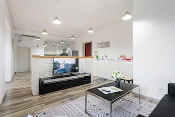 Qing Apartment Mosaic Mansion