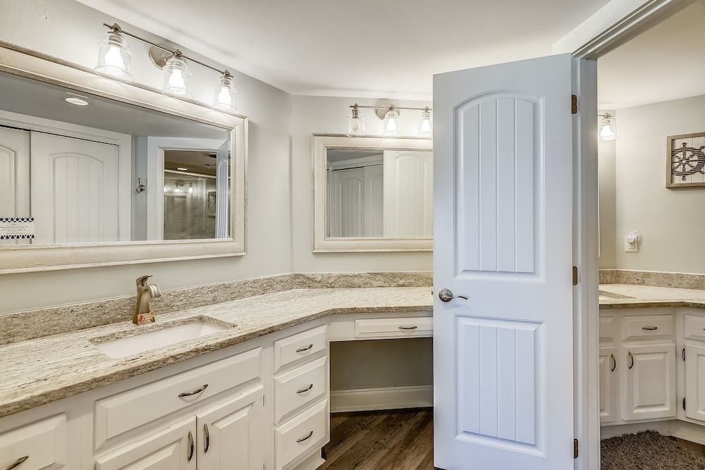 Inlet Reef 307 3 Bedroom Condo by RedAwning