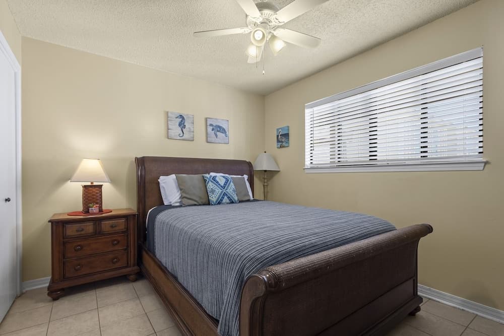 Las Palmas 224 2 Bedroom Condo by RedAwning