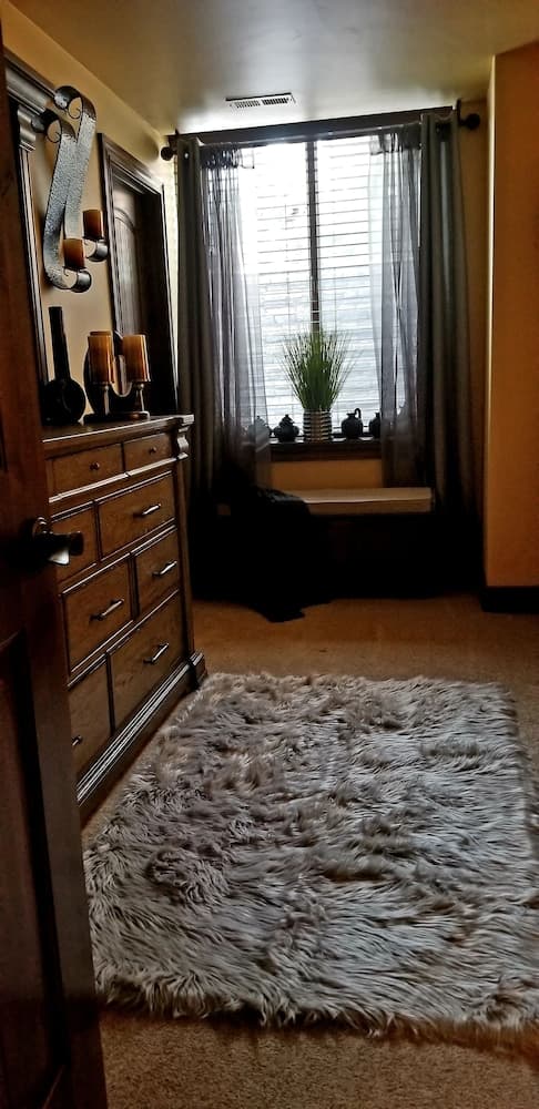 Chateau du Pikes Peak, a Tuscany Retreat