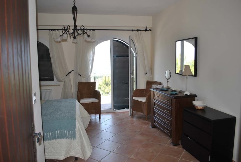 Villa Goodens by Amy Villas