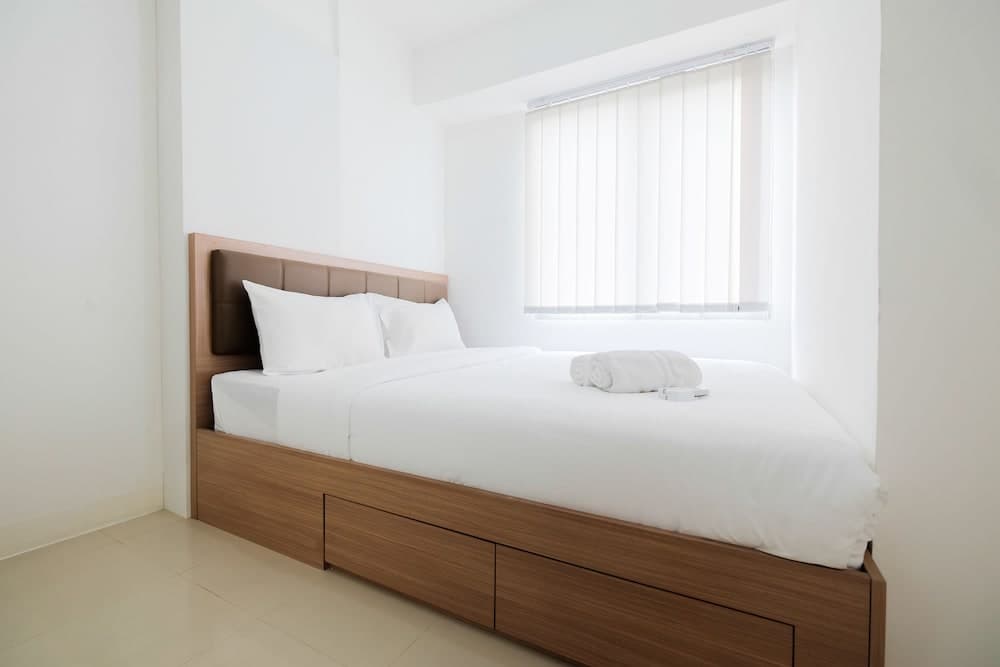 Luxurious 2BR City View Bassura Apartment