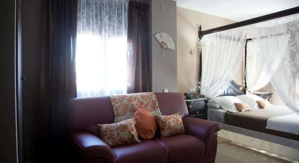 Hotel Rural Villa de Cañamero