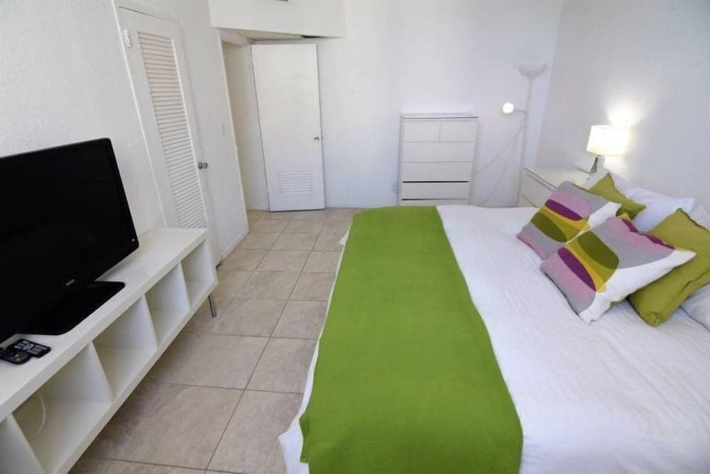 Incredible 2 Bed 2 Bath On The Beach @Tides