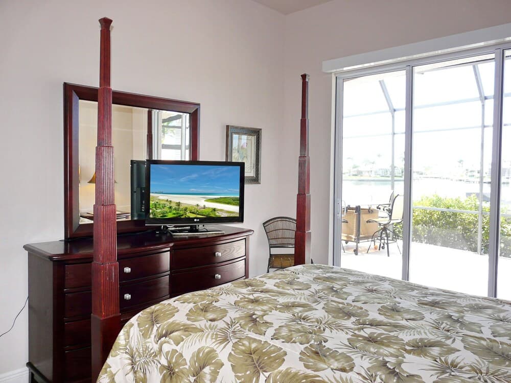 1158 Strawberry Court