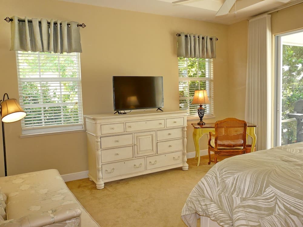 1165 Lamplighter Court