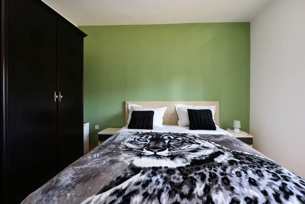 Holiday Apartments Yes Peace