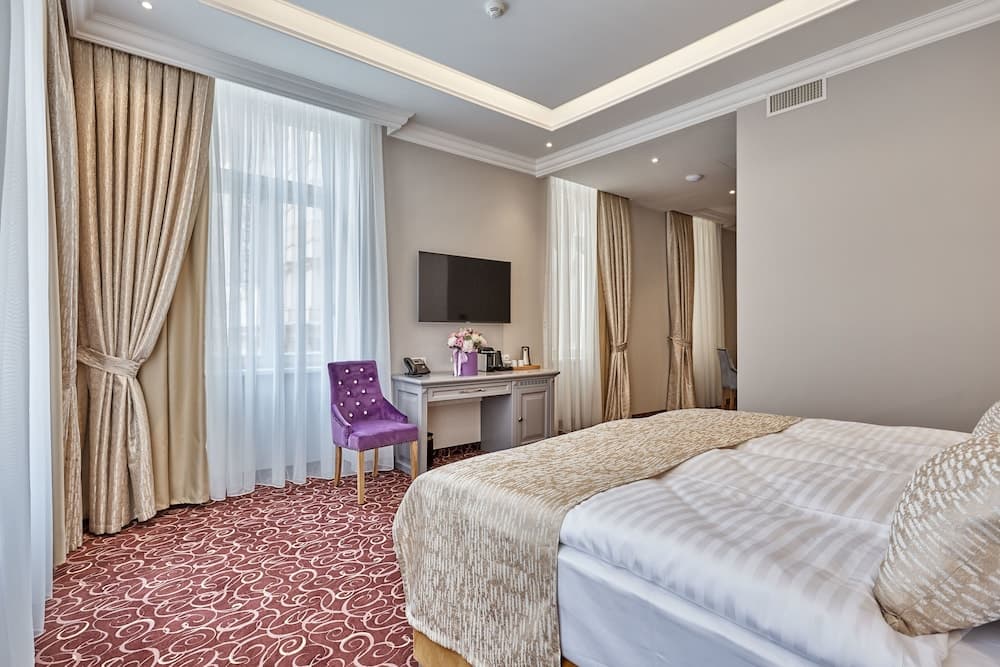 Golden Key Boutique Hotel