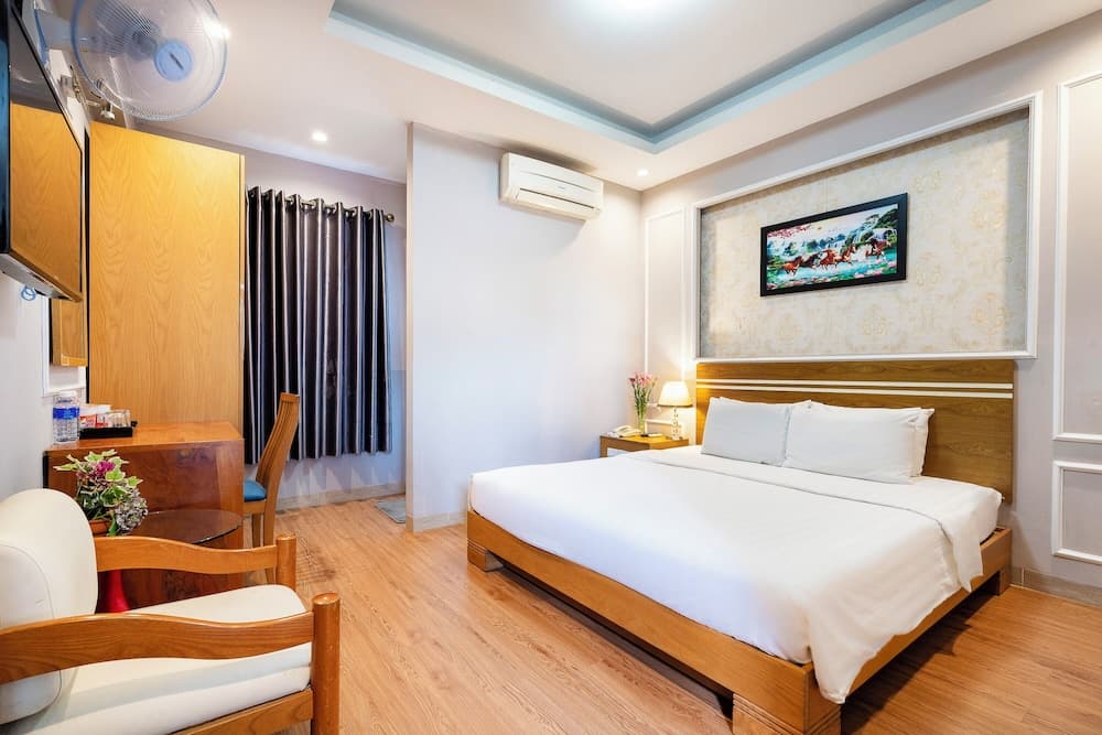 Lucky Star Hotel 266 De Tham