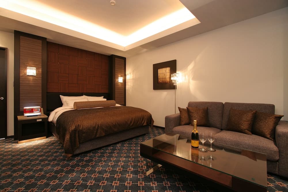 HOTEL W - Adults Only