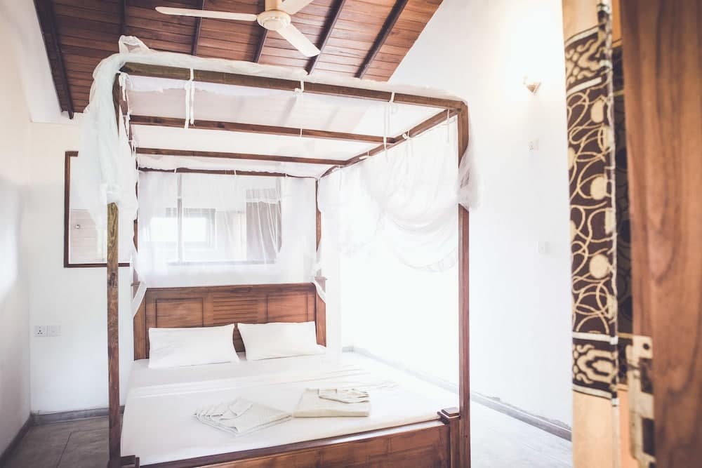 Rupa's Hotel Arugambay