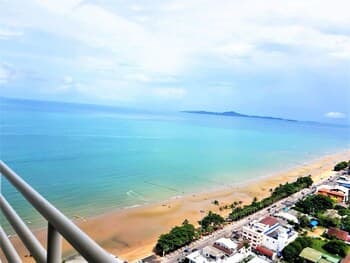 Fantastic sea View Beach Condo