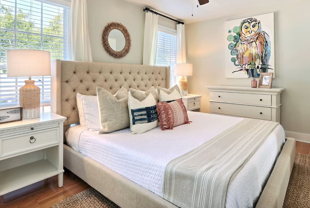 Gallery Stays - Spartina