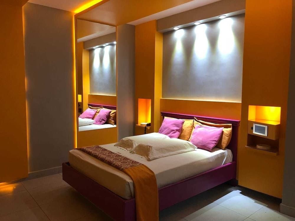 Origen Hotel (Motel)