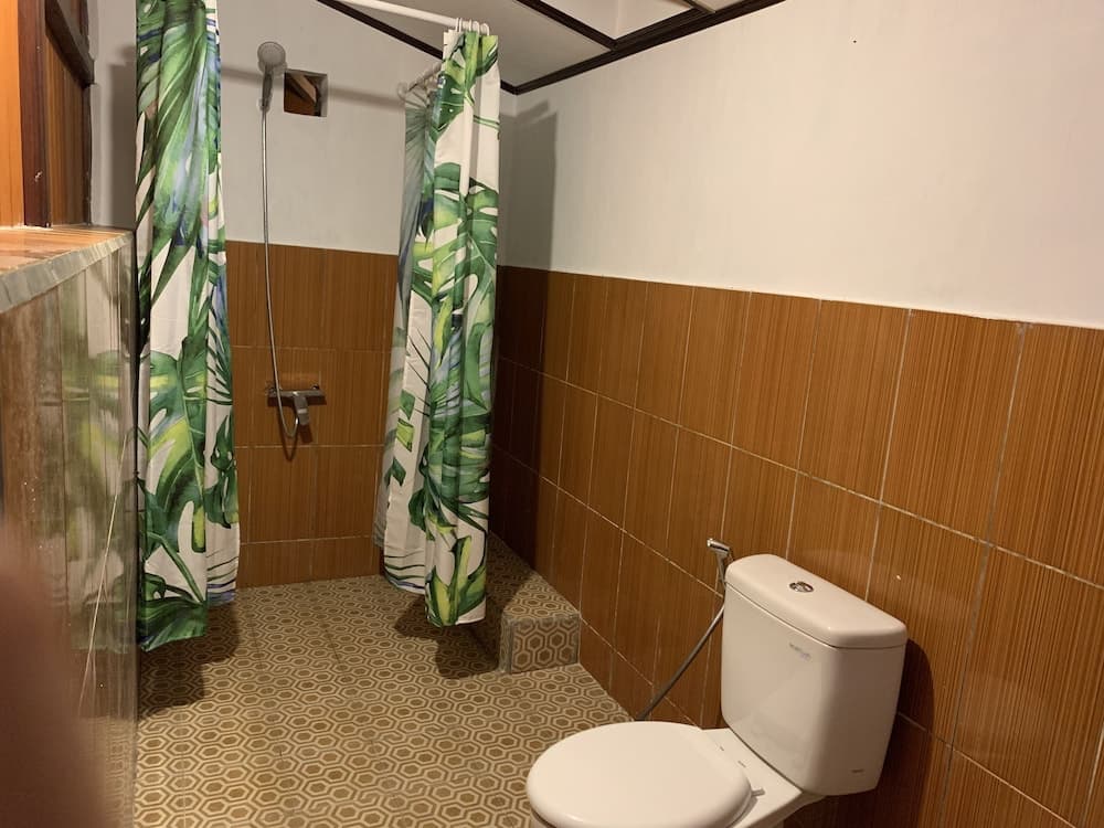 MC Bunaken Padi Dive Resort