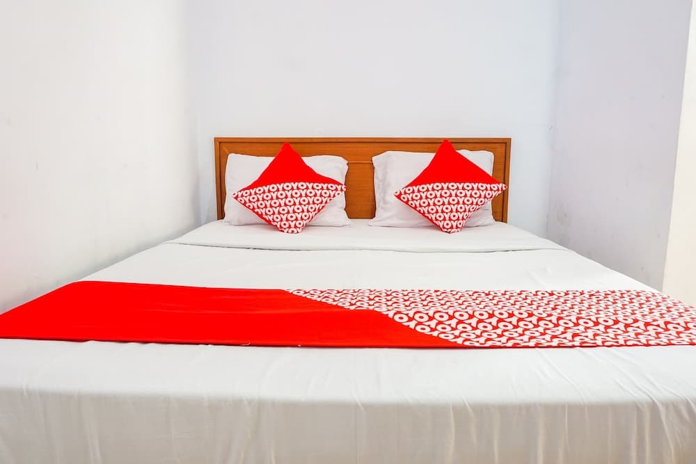 OYO 569 Cigadung Guest House